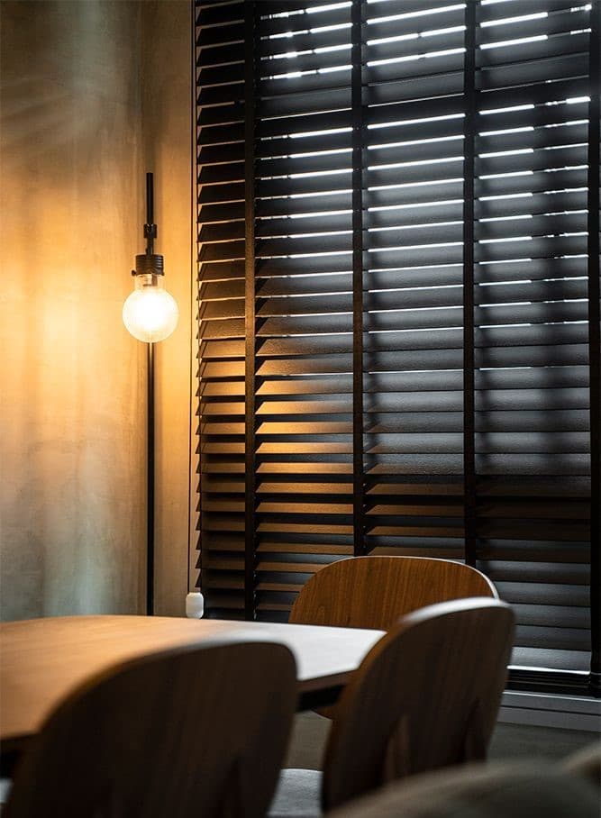 Wooden Blinds – Natural Warmth and Timeless Style